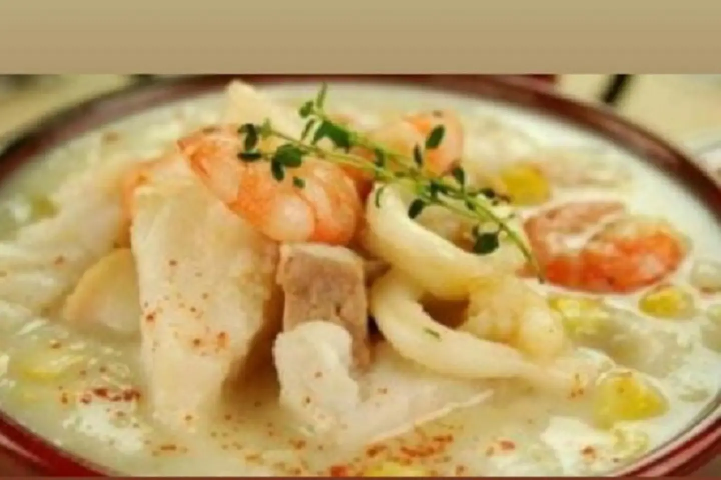 سطل سي فود بالكريمة  - حجم كبير