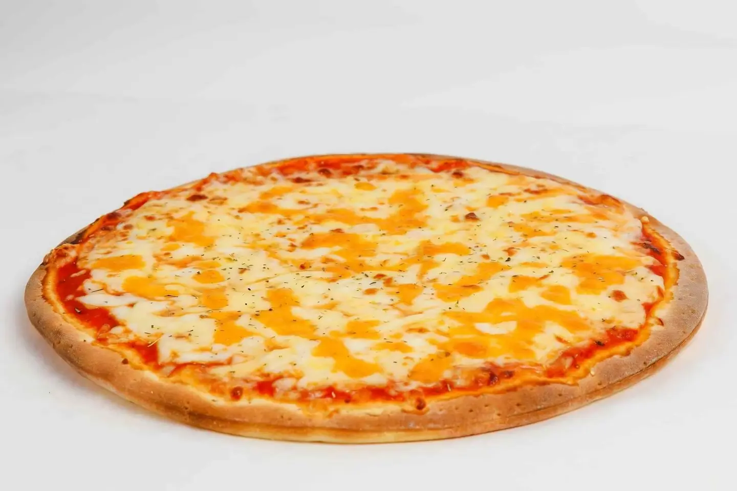 بيتزا الأجبان الثلاثة - صغير