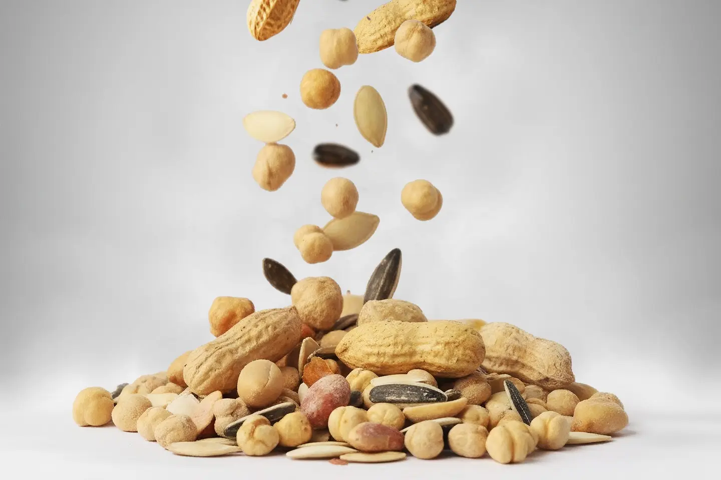 مكسرات مشكلة - كيلو