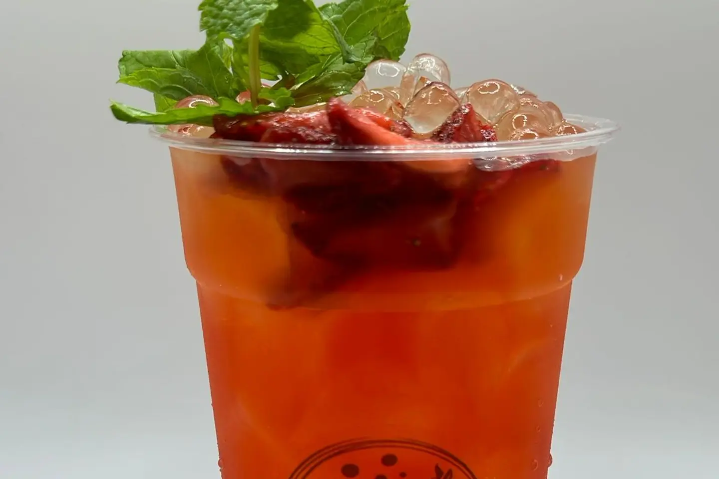 شاي فاكهة الفراولة - كبير