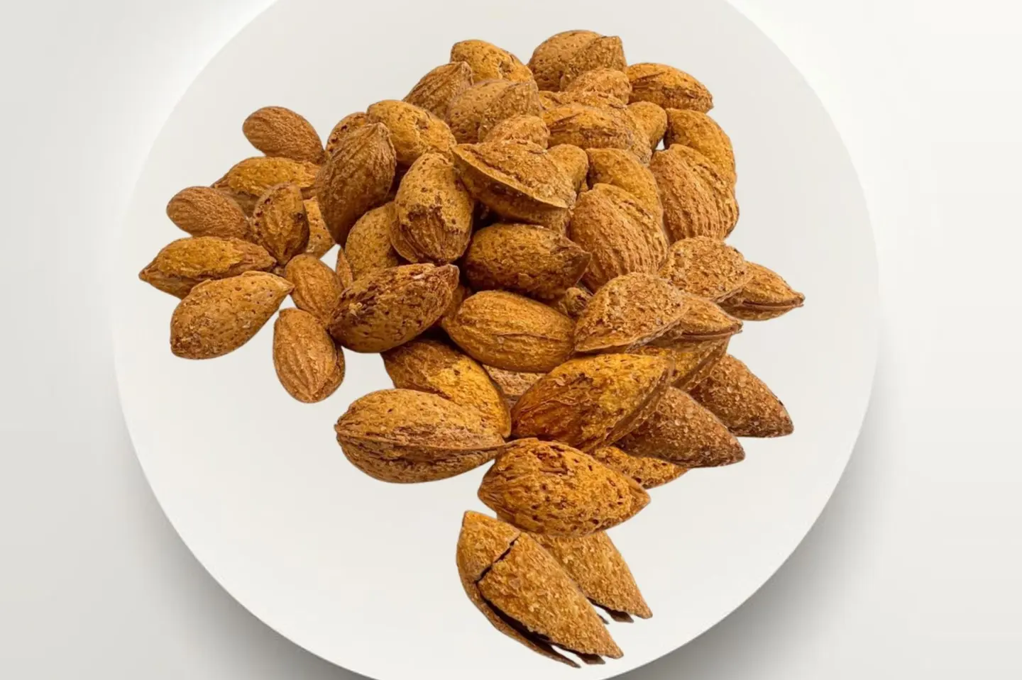 Almonds In Shell - 1 Kg
