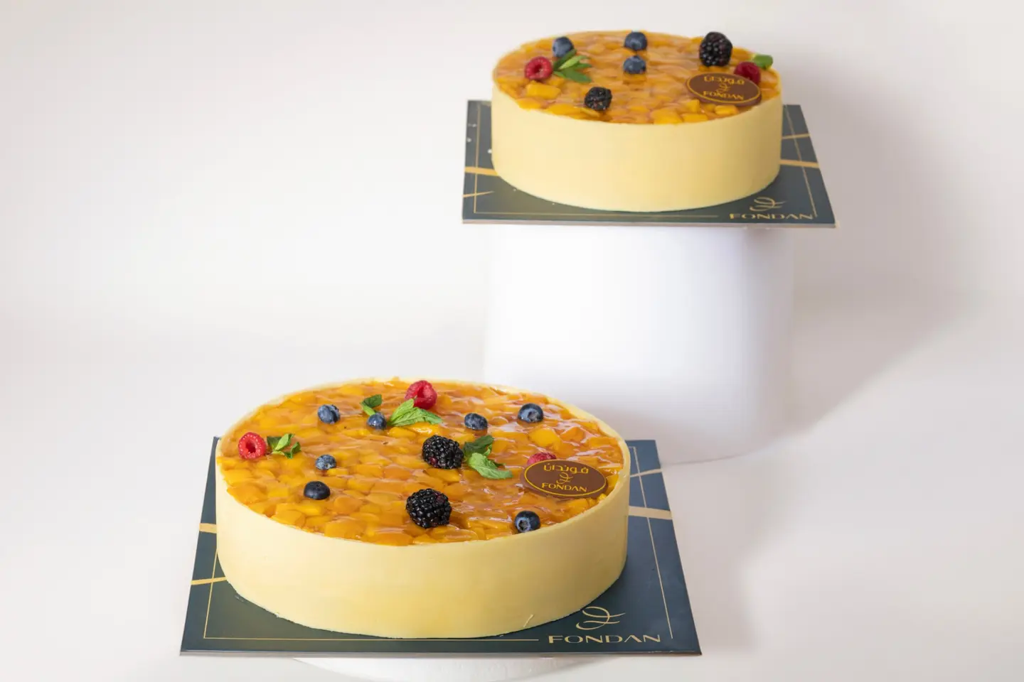 كيكة بافروا مانجو - 20 سم