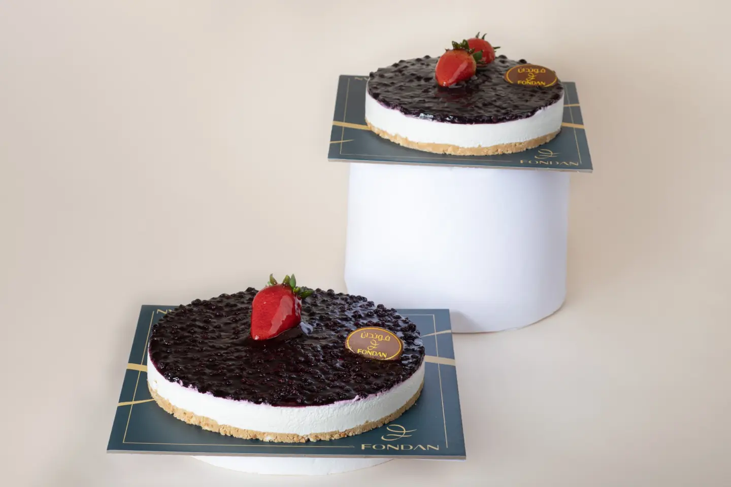 كيكة شيز كيك توت - 25 سم