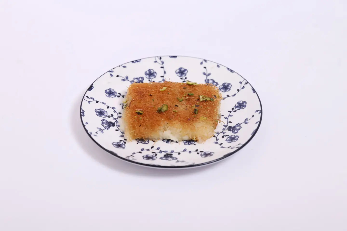 Cream Kunafa Between Two Fires - Cream Kunafa Between Two Fires 2 Pieces