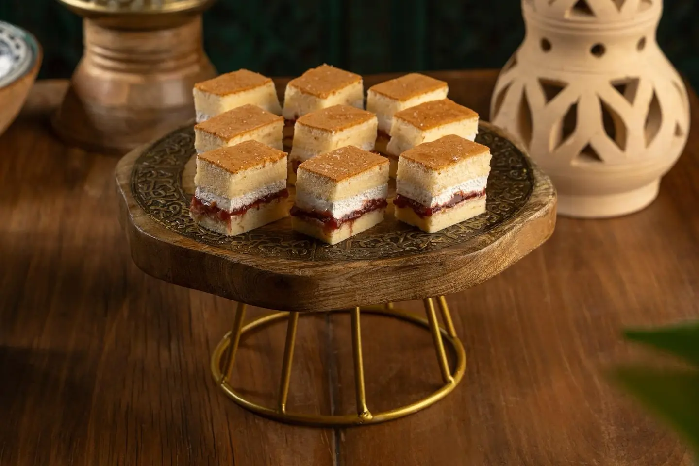 Victoria - 20 Pcs Of Cake