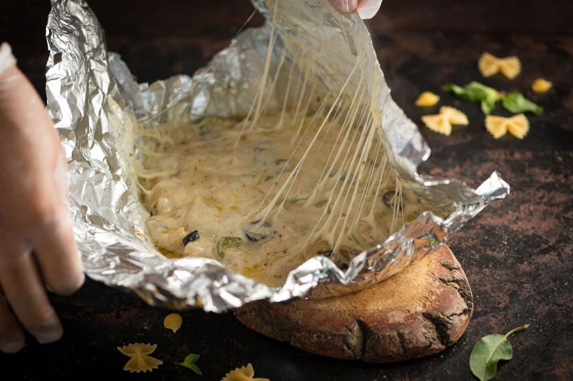 باستا القصدير بالصوص الأبيض - سادة