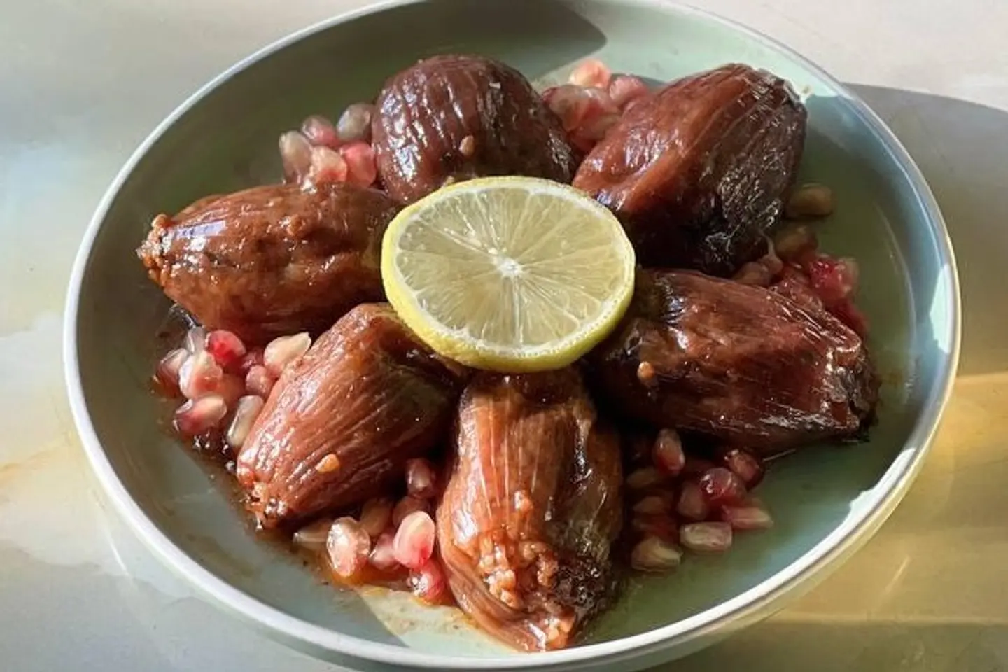 محشي بصل - اثناء عشر حبه