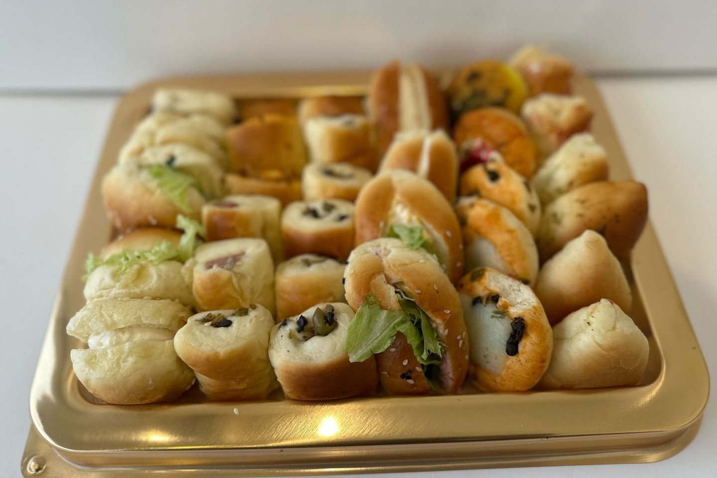 Medium Mixed Pies Box - 500 Grams