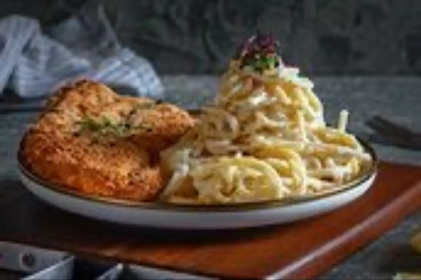 Spaghetti Mac Shis Chicken Crime Chicken - 100 Gram