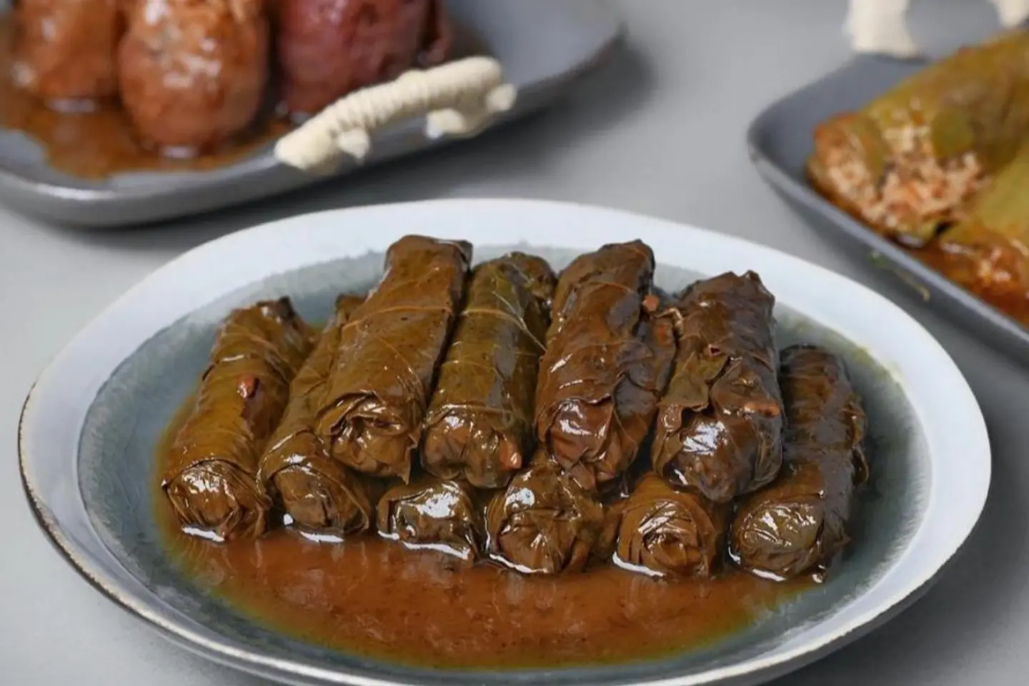 ورق عنب بالدبس الرمان - وسط