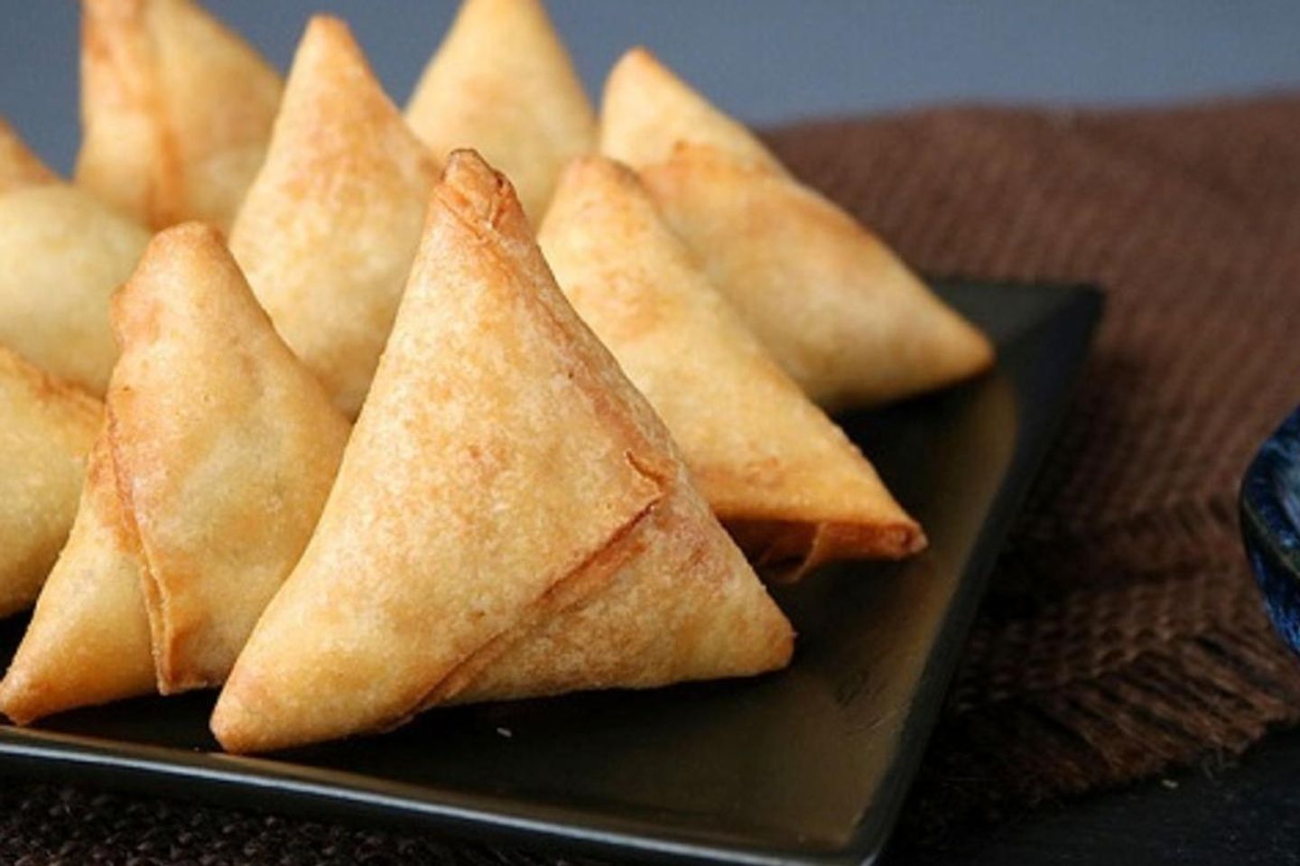 سنبوسة - سبع حبات لحم