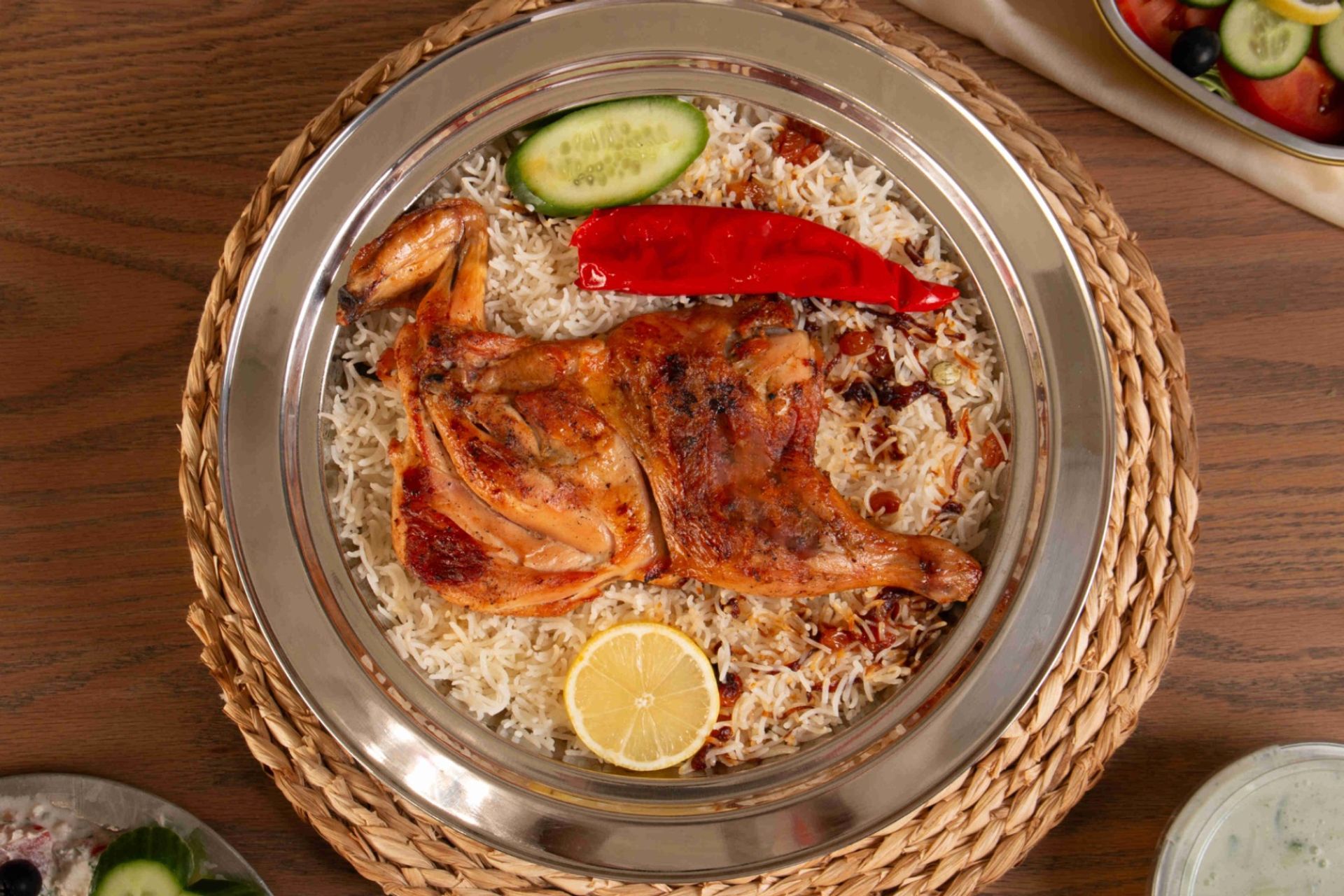 نص مظبي مدخن مع الرز - مع رز