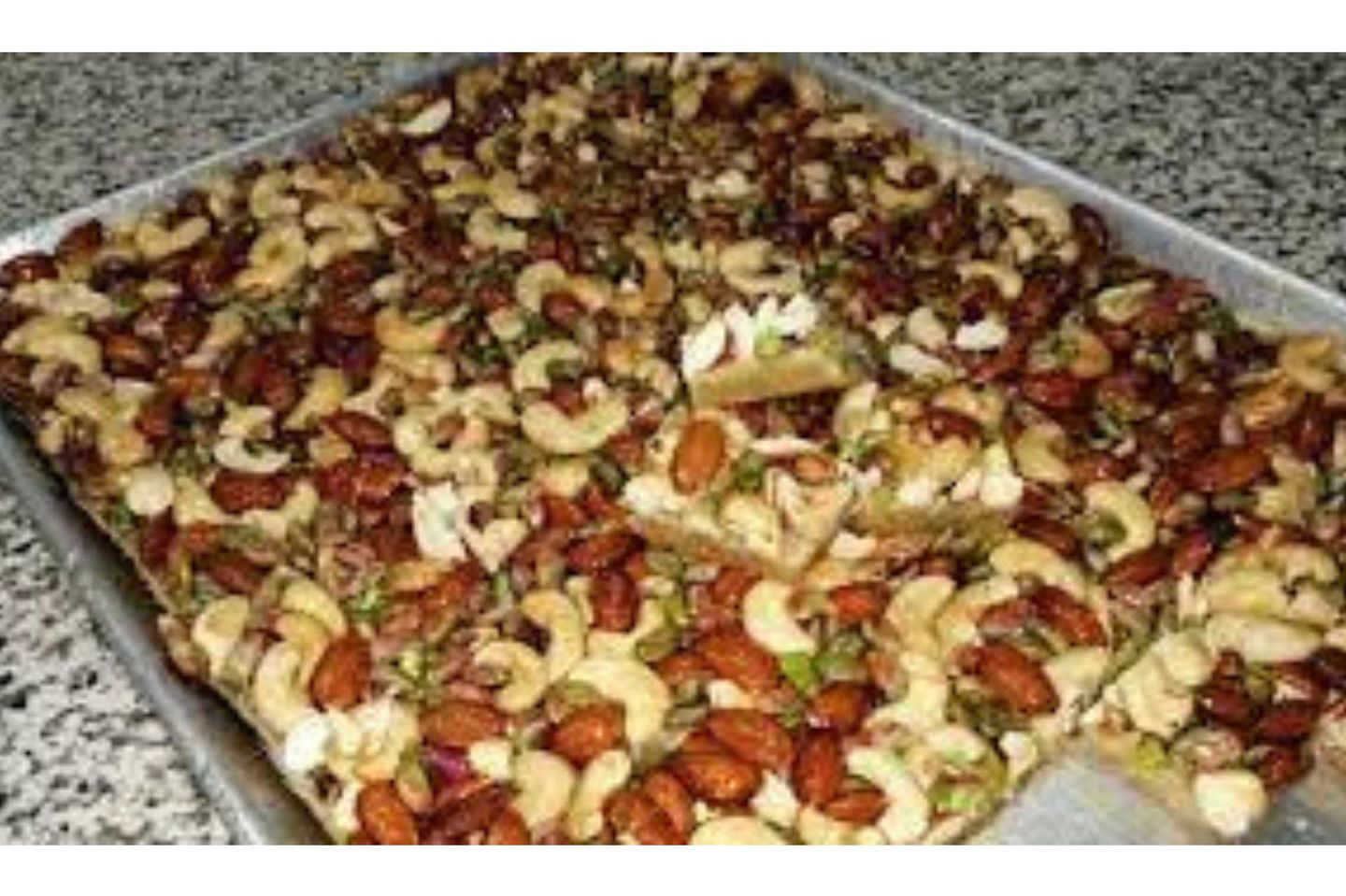 فطيرة لبنة بالمكسرات - صغير