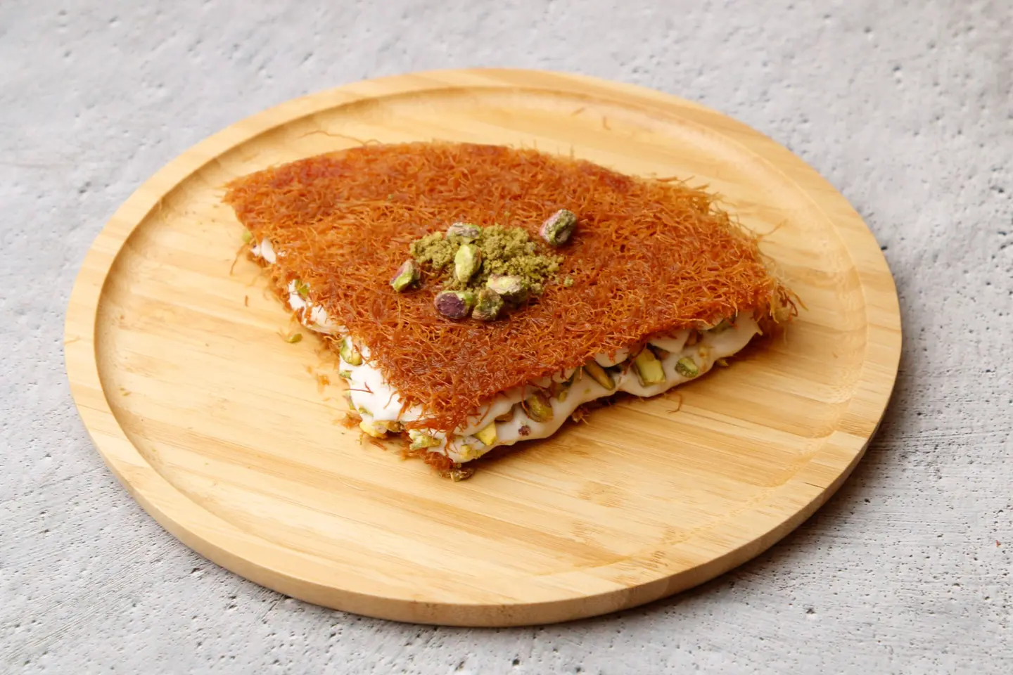 Rough Pistachio & Cream Knafa - Small [1 2 Persons]