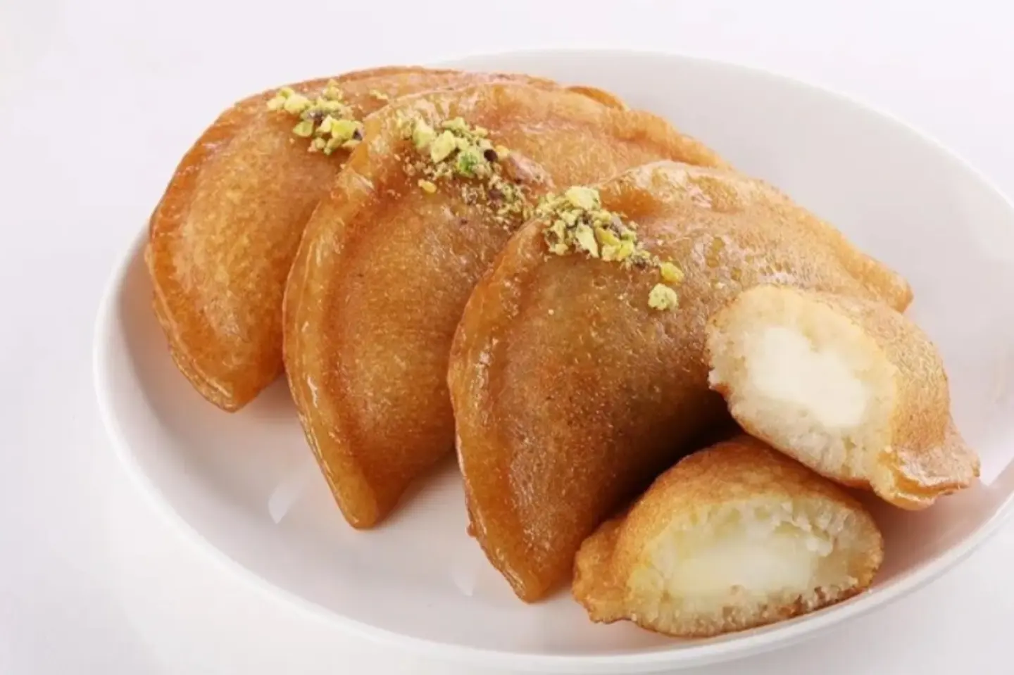 قطايف بالقشطة - نصف كيلو