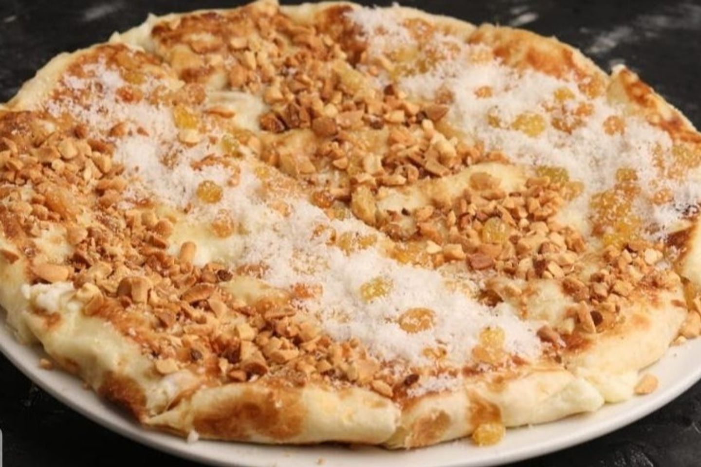 Cream Pie Honey Cream And Nuts - Large