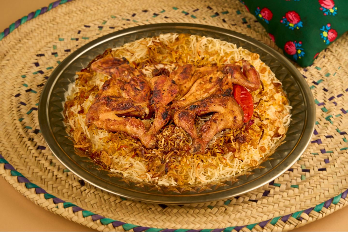 دجاج مظبي مع الرز - دجاجة كاملة