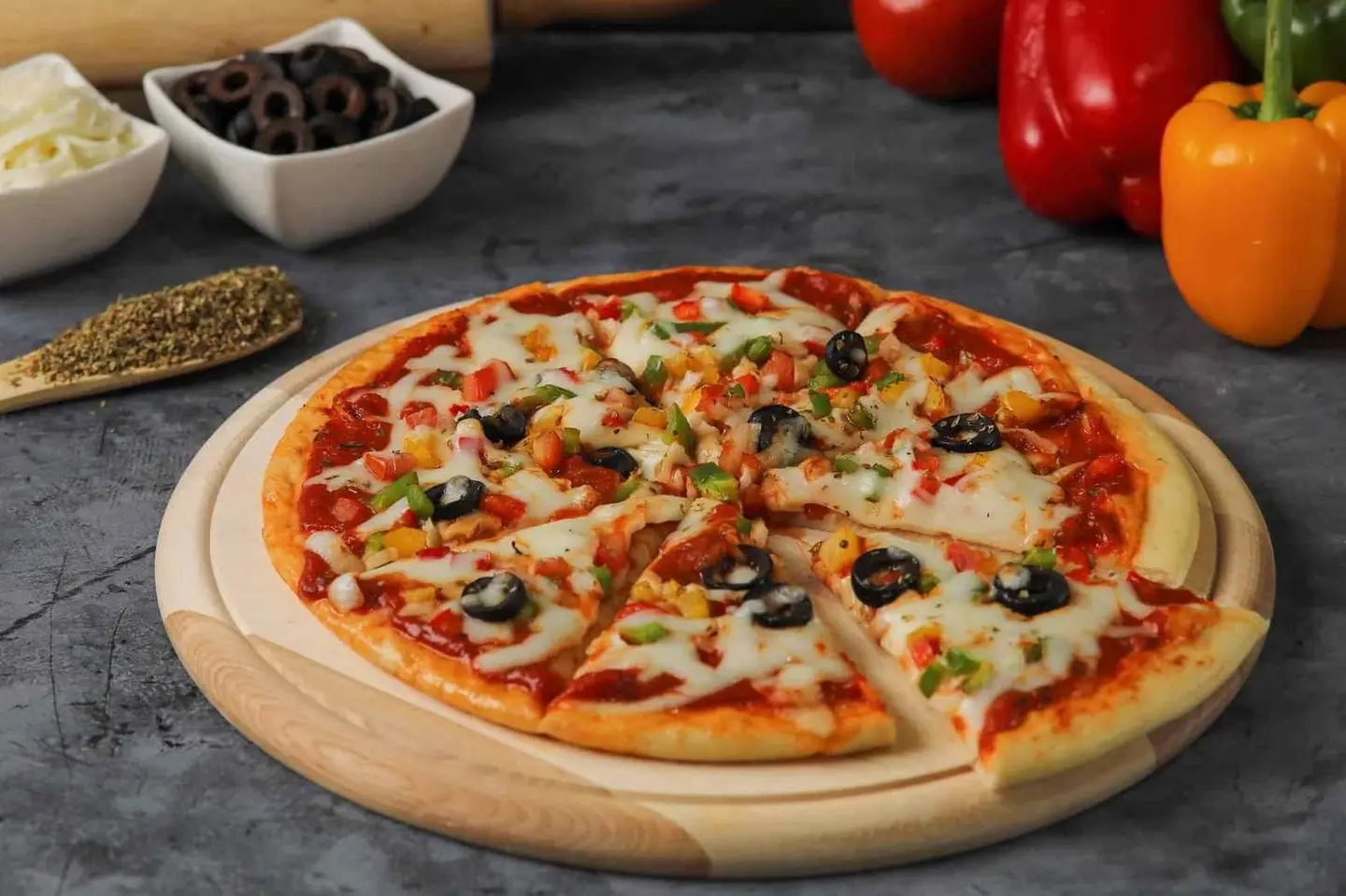 Vegetable Pizza - Small Vegetable Pizza
