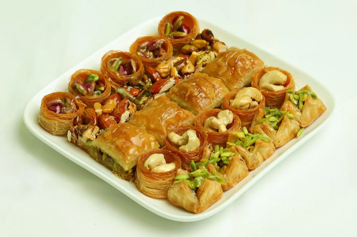 Mix Shami Baklava - Medium