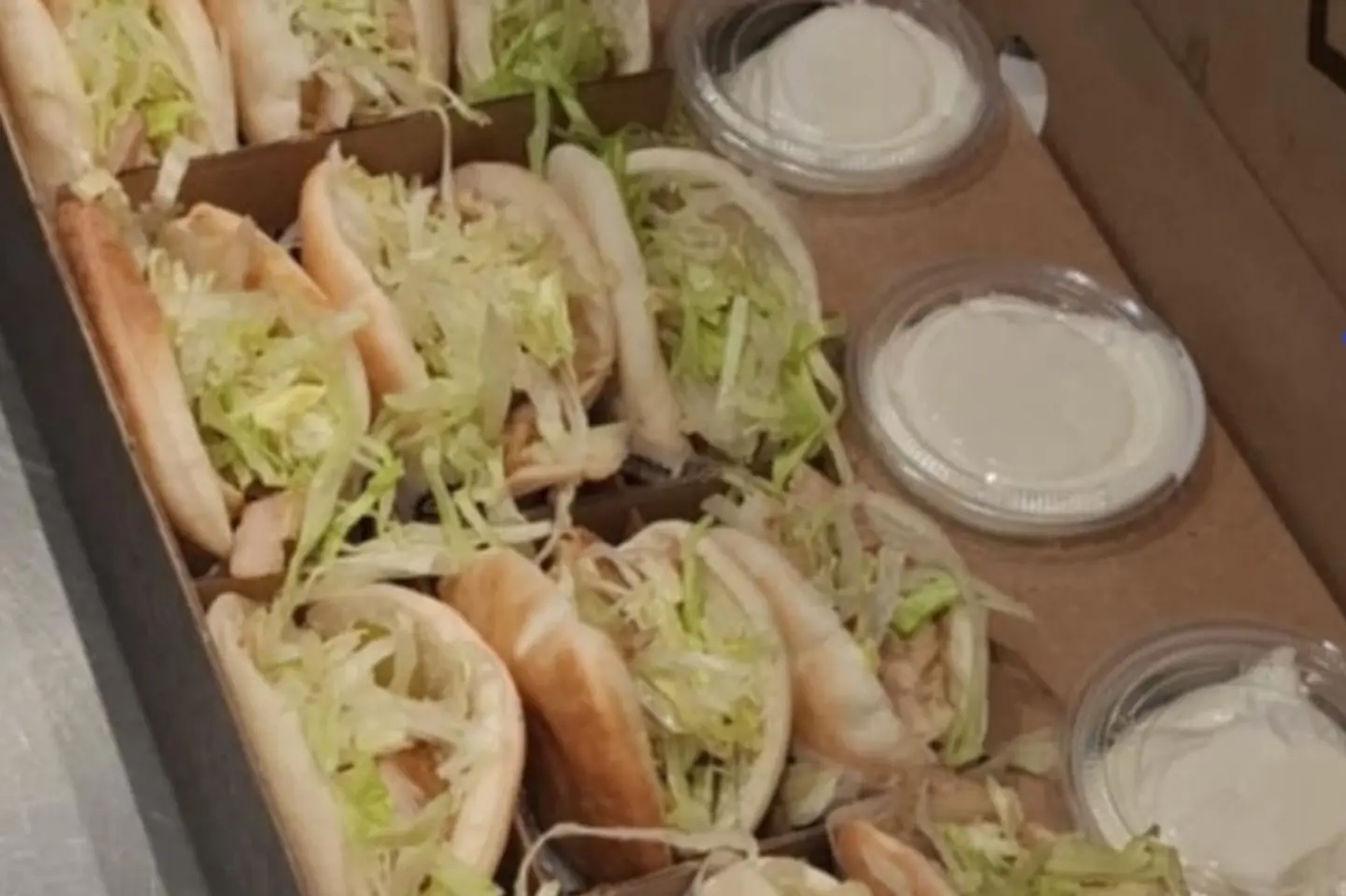 صحن شاورما خبز مينى سلايدر - صحن شاورما خبز مينى سلايدر