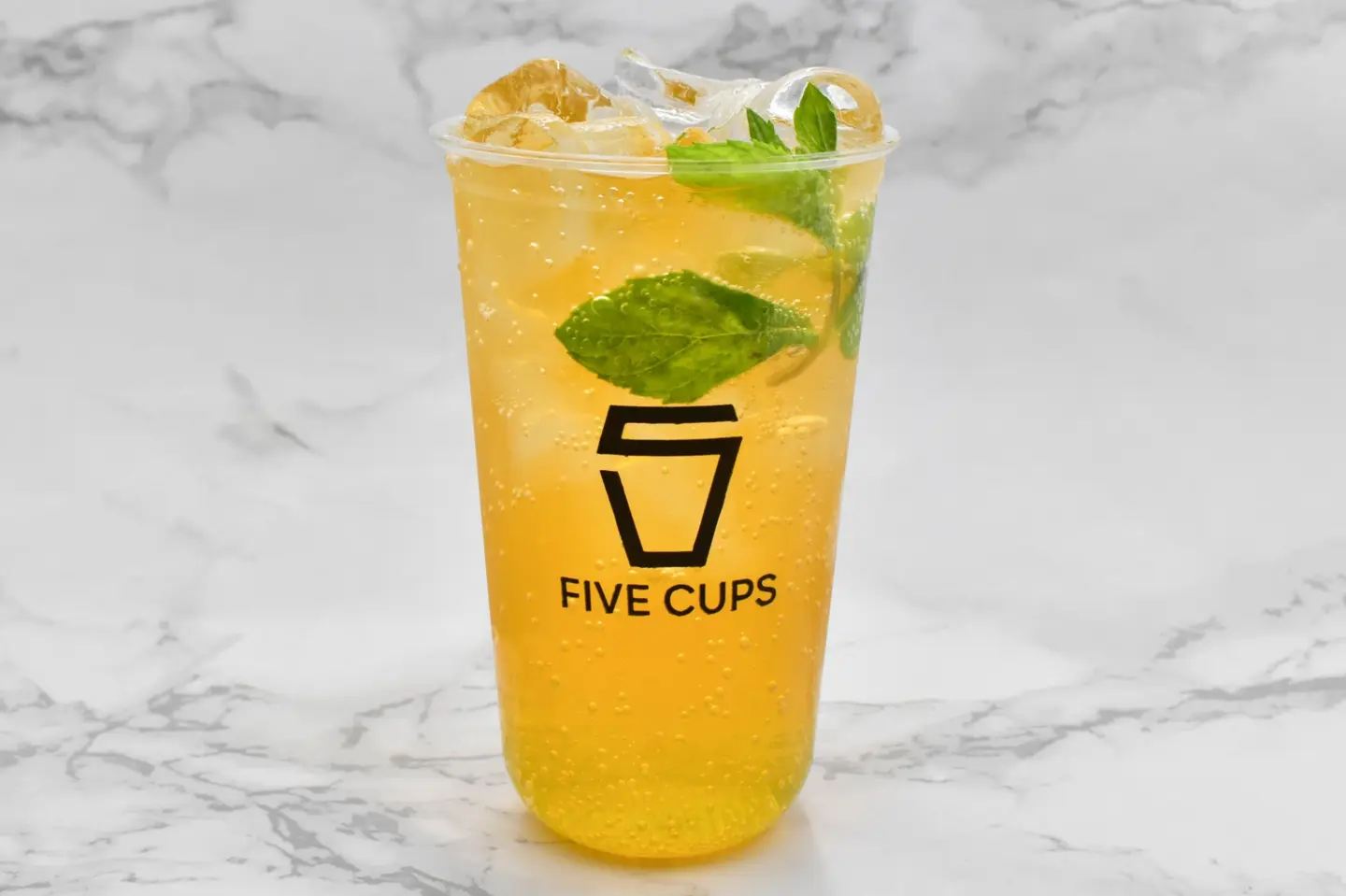 آيس سبريمو تفاح - كبير