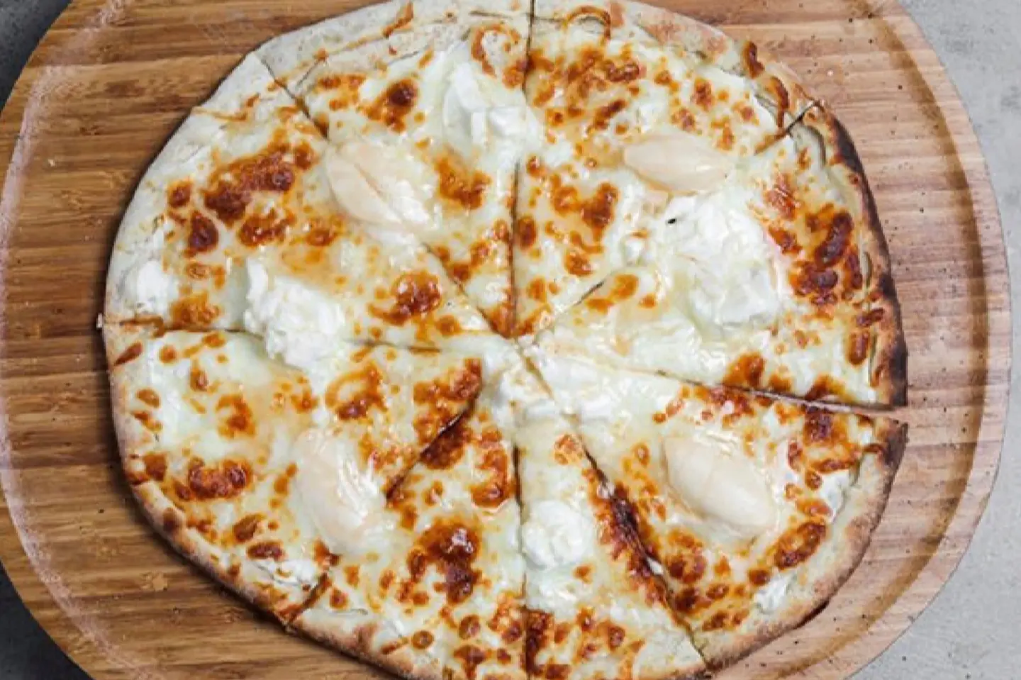 Labnah With Cheese - Medium