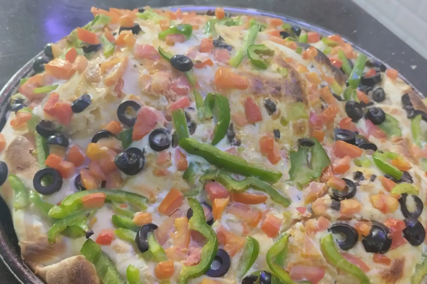 بيتزا بيبرونى - صغير