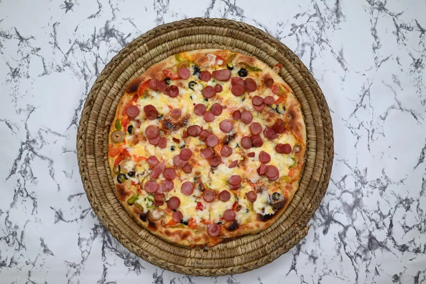 بيتزا سوسيس - صغير