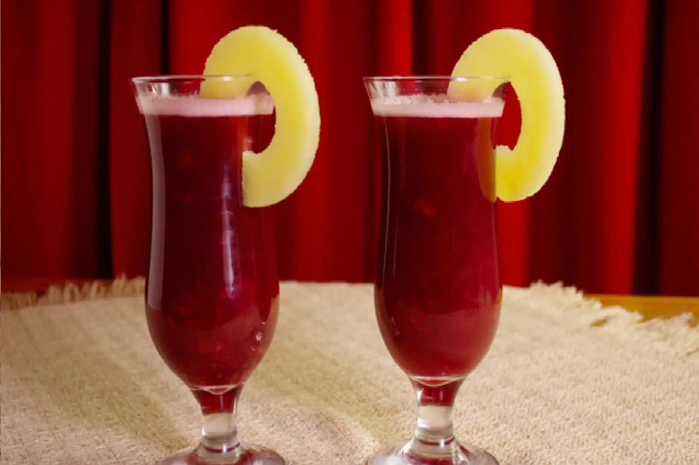 Pineapple And Pomegranate - Medium