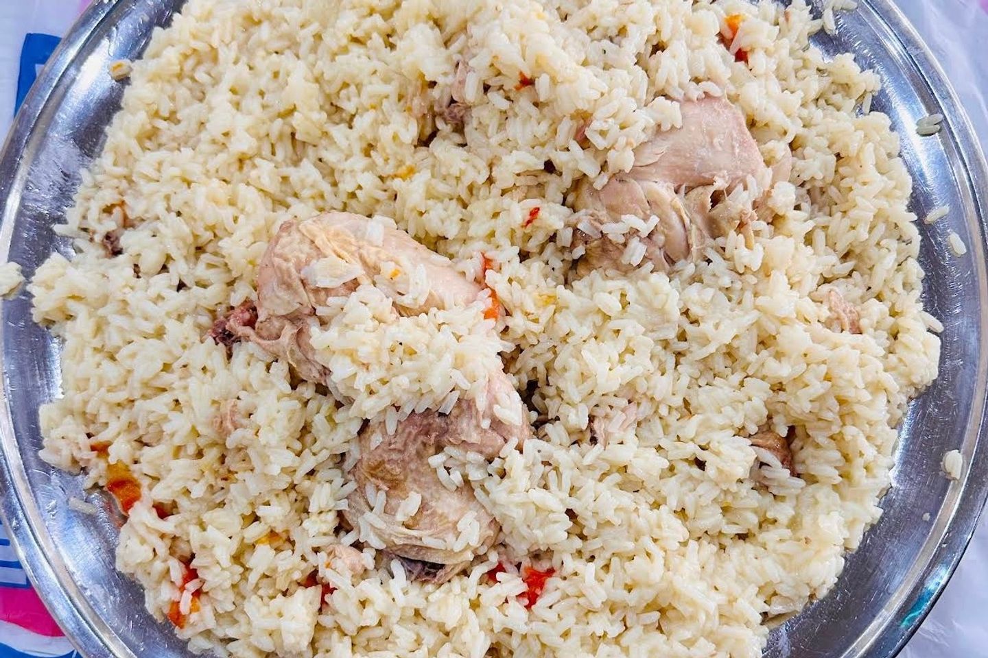 دجاج مضغوط مع الأرز - نصف