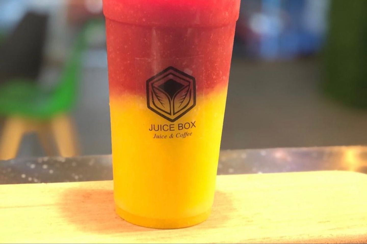 Mango With Strawberry Juice - Medium