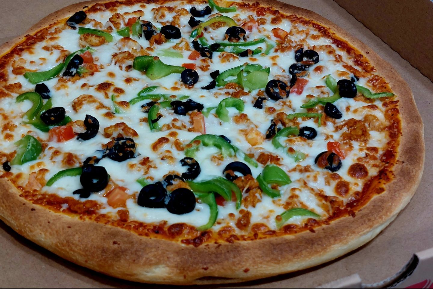 Chicken Pizza - Small