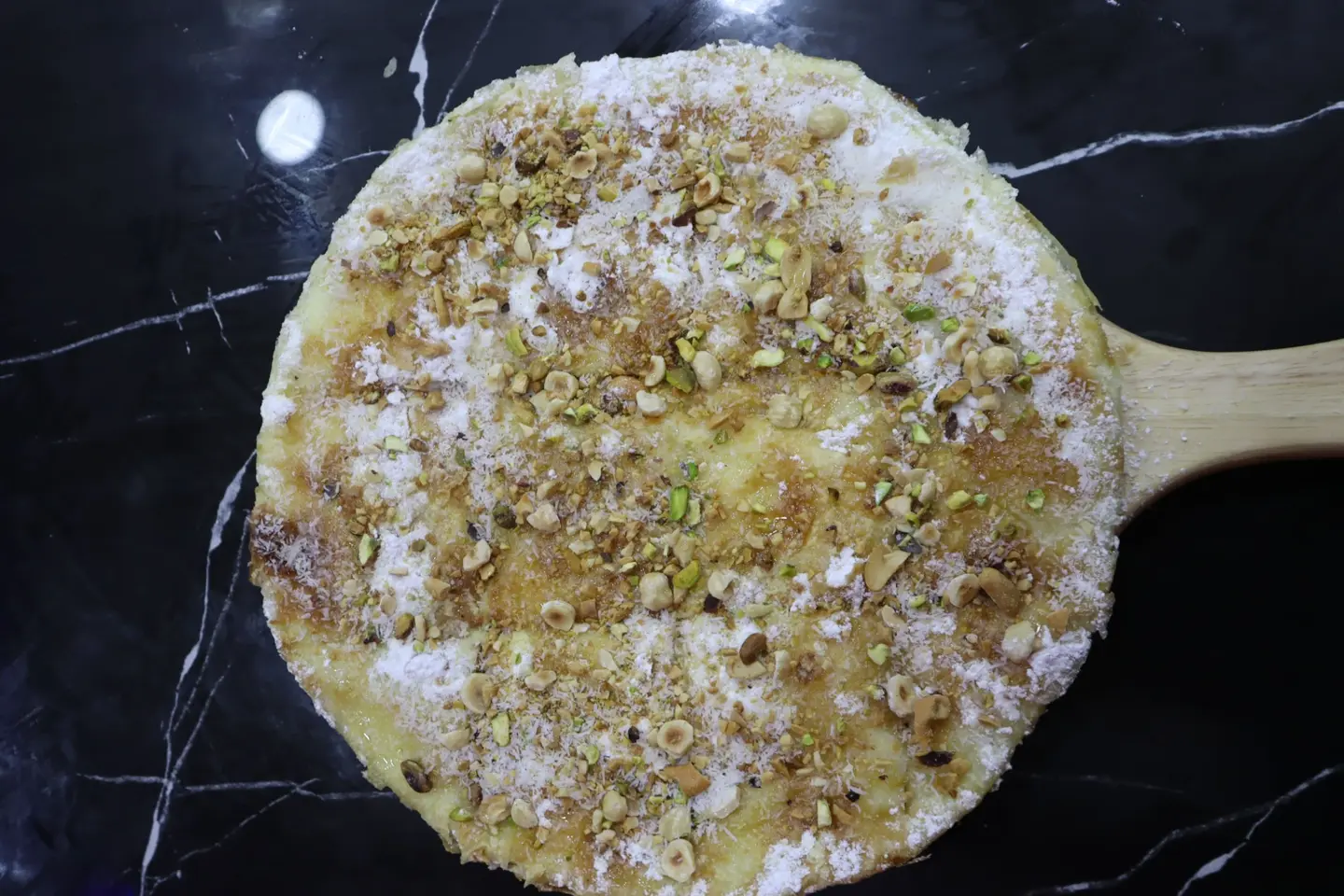 فطيرة سكر ولبن وبغاشة  - فطيرة سكر ولبن وبغاشة وسط