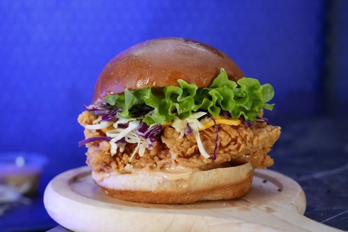 ون ثاوزند كرسبي - ساندوتش