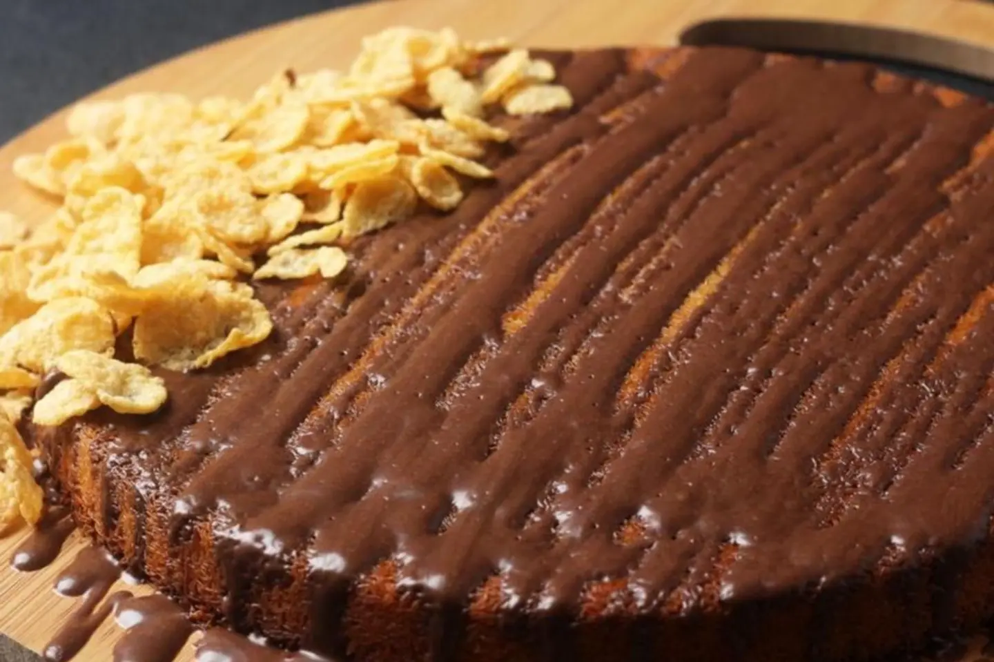 Kit Kat Kunafah - Large