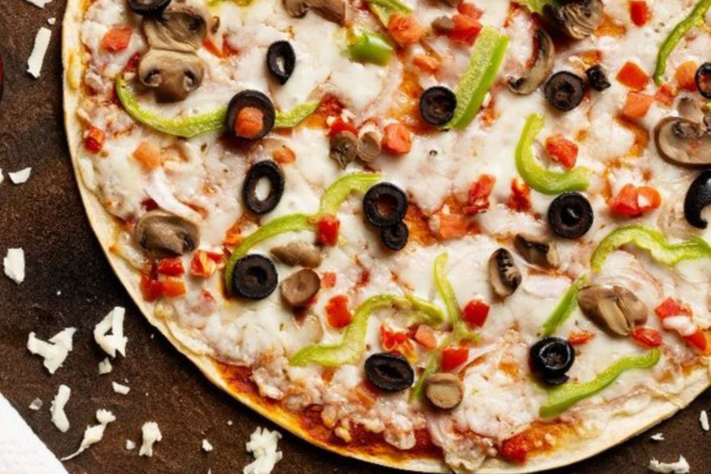 Mixed Pizza - Medium Mixed Pizza