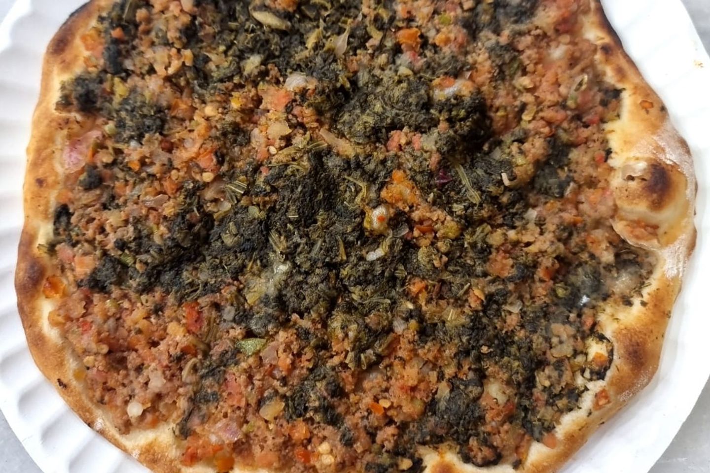 لحم بالسبانخ - وسط