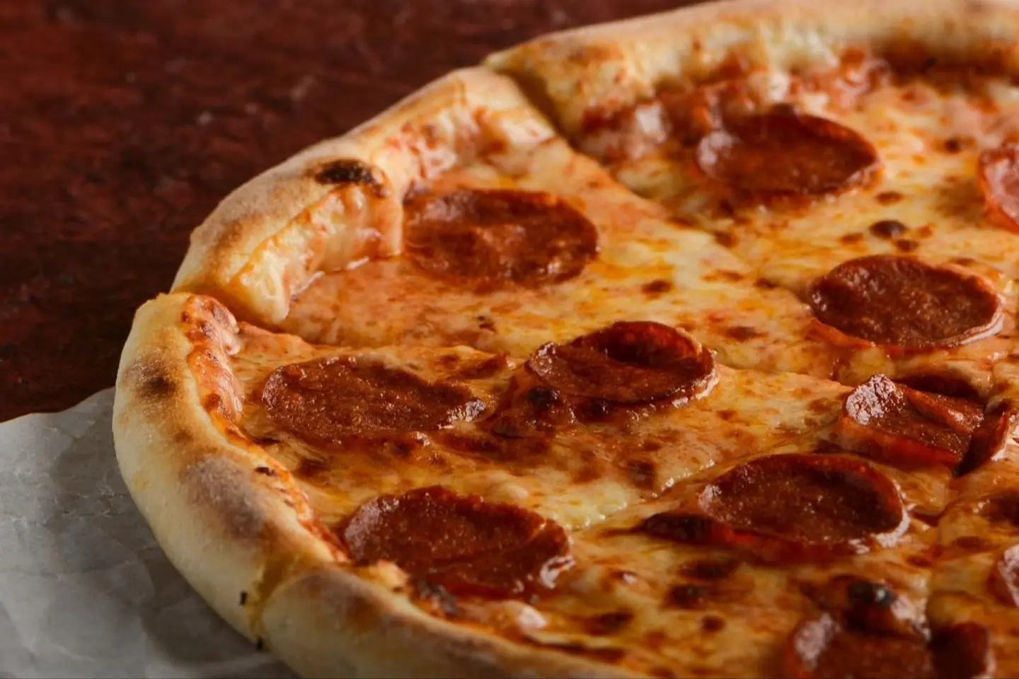 بيتزا ببروني - صغير