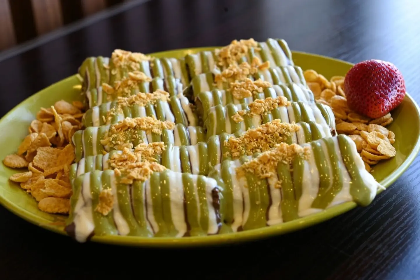 Cream Mabroma With Sauce - 6 Pcs