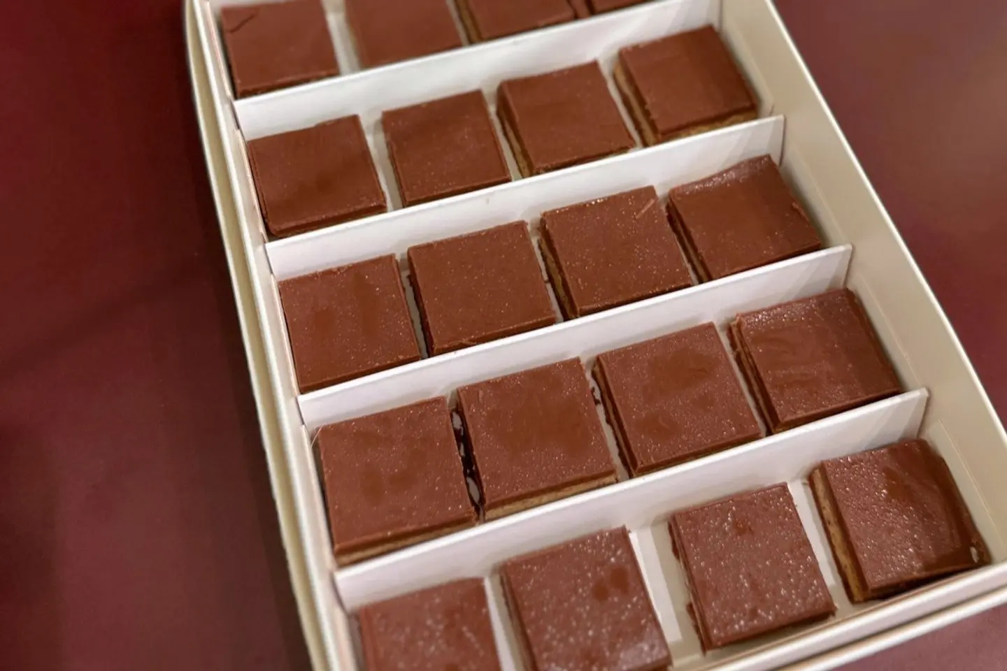 بوكس حليب محموس تشوكليت - وسط