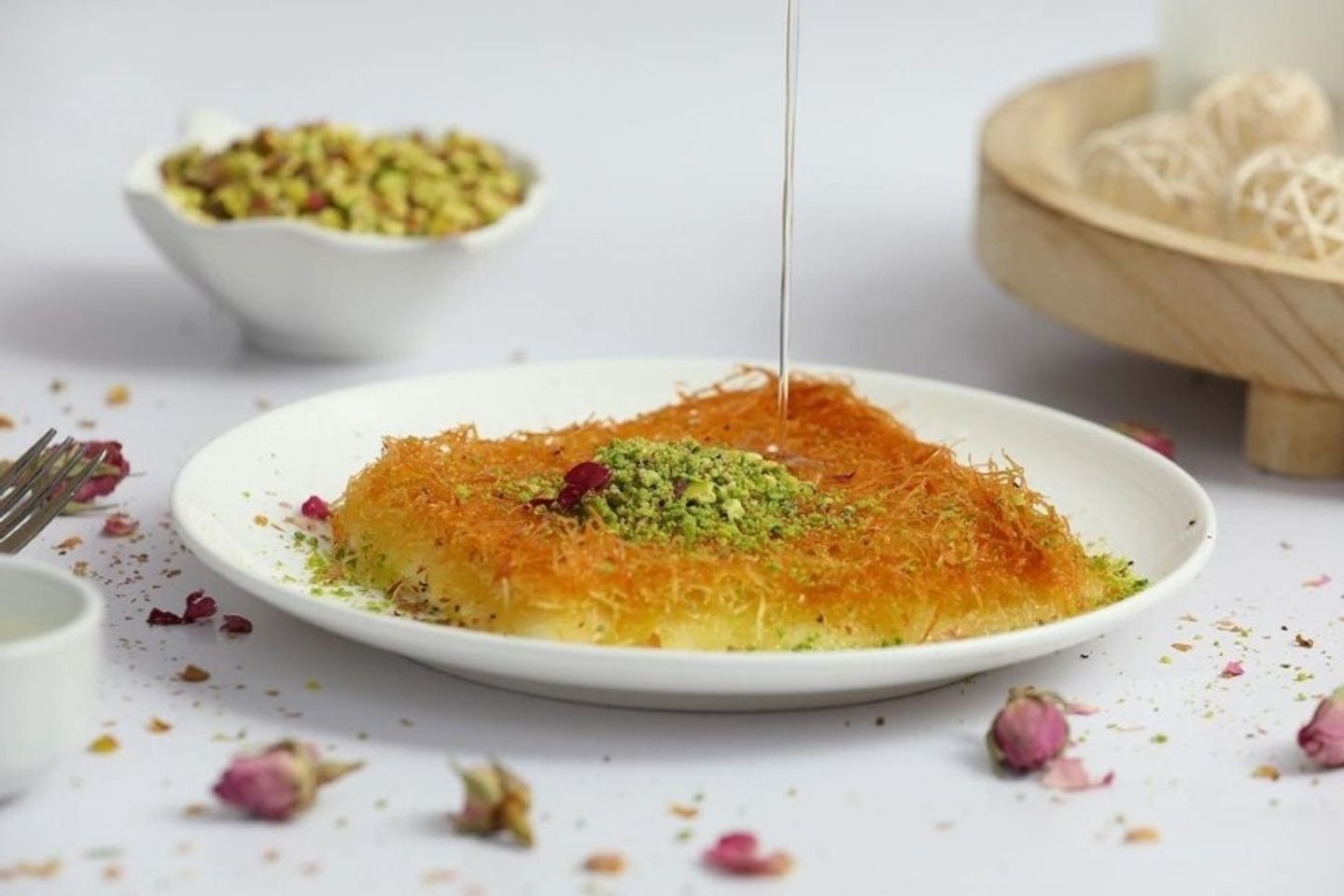 كنافة ست الكل - بالجبنة النابلسية  - وسط