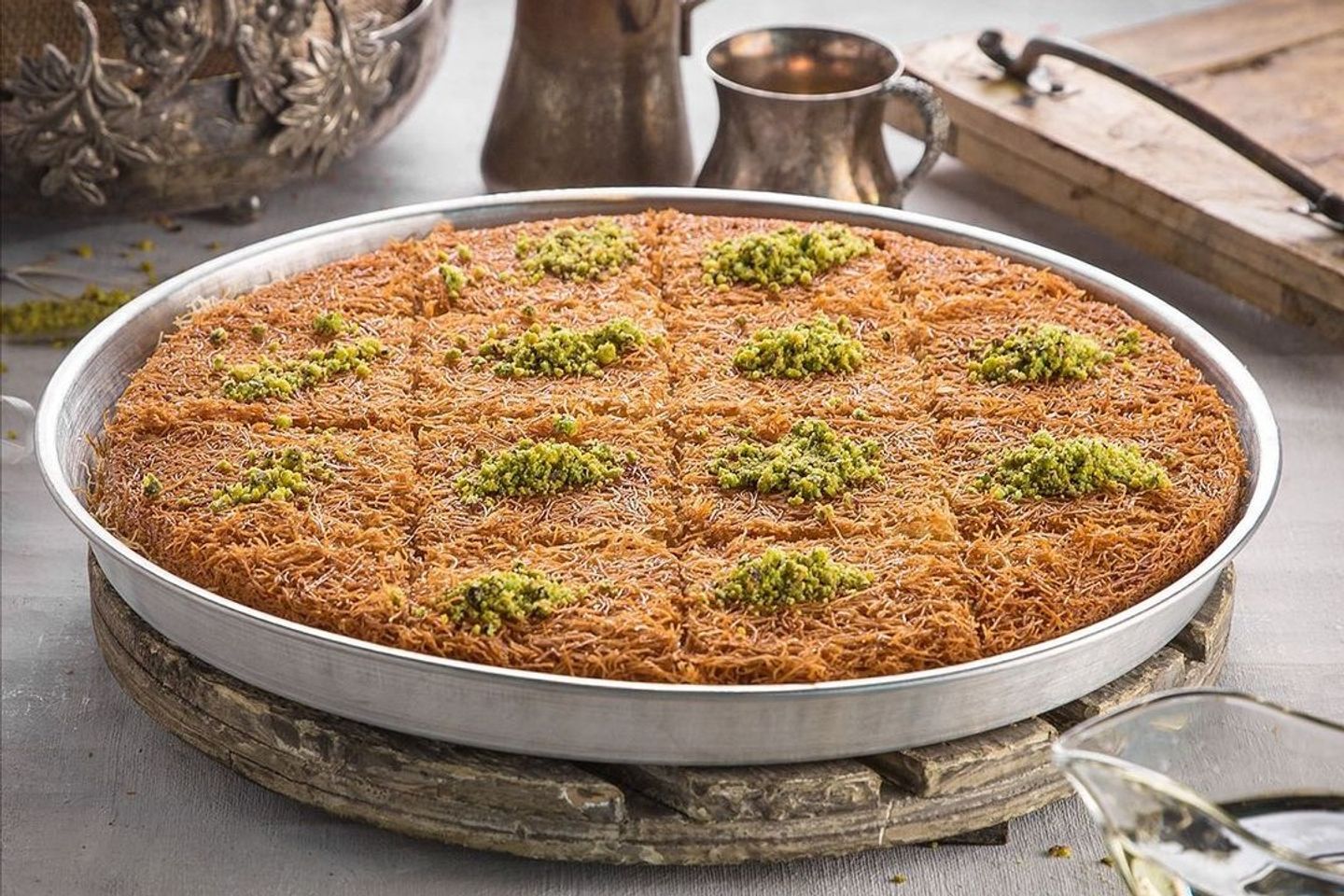 كنافة بين نارين - بالجبنة النابلسية  - وسط