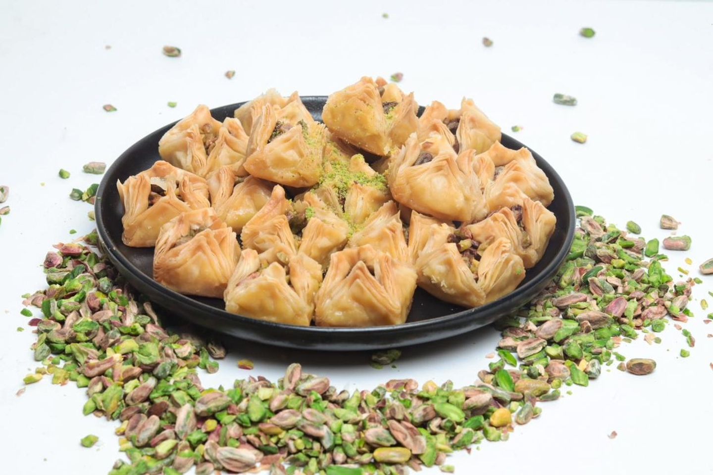 بقلاوه بأج بالفستق الحلبي - 250 جرام