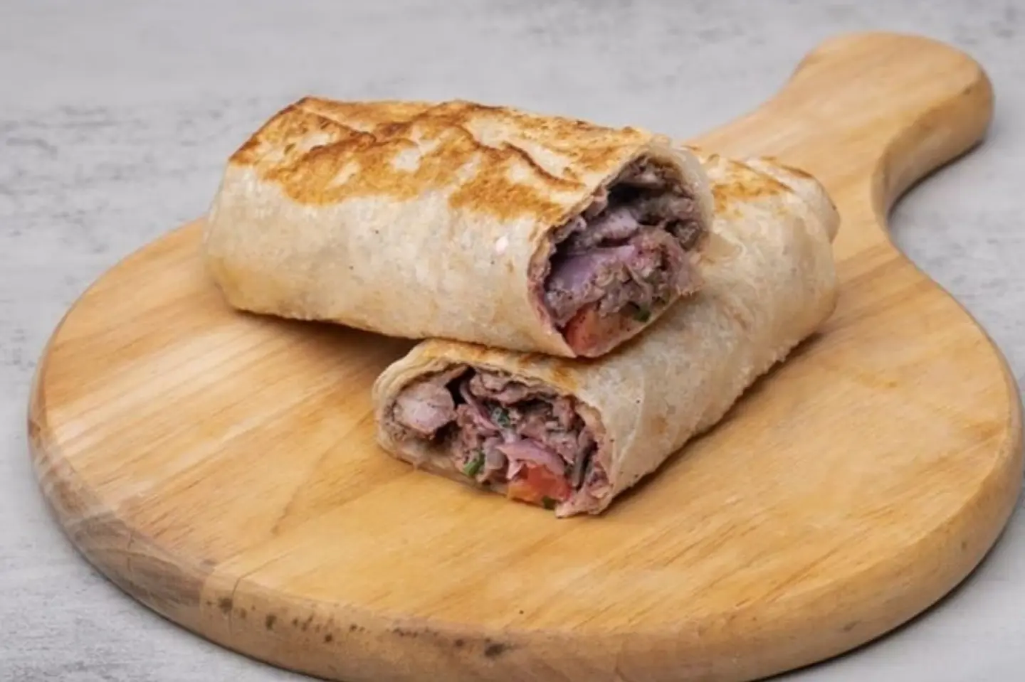 صاروخ لحم بخبز الصاج - عادي