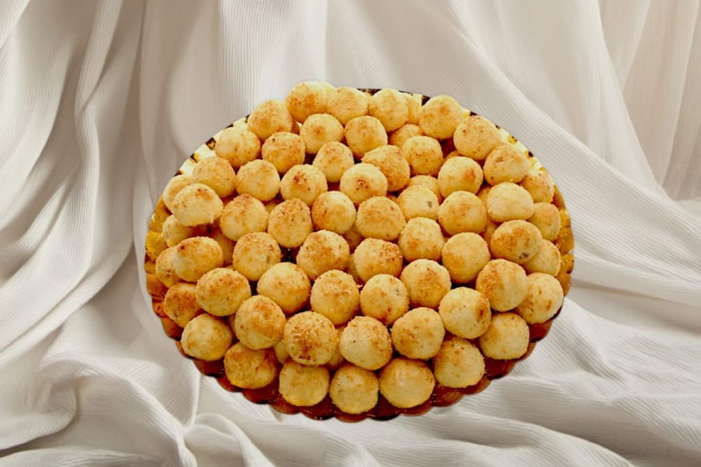 معمول تمر مغطي بجوز الهند - نص كيبلو