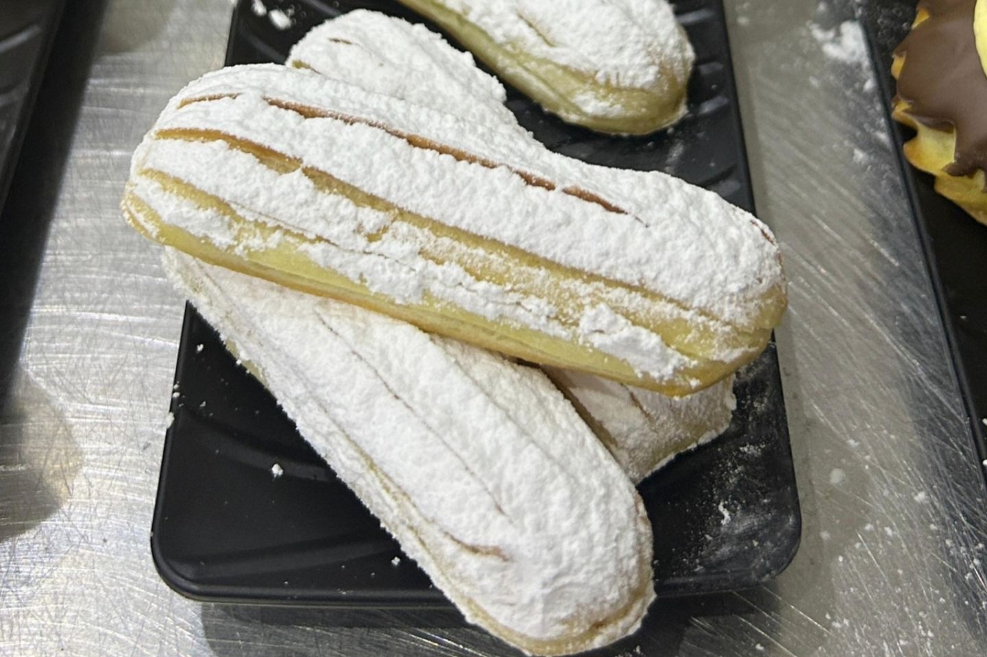 Sugar Eclairs - 20 Pcs