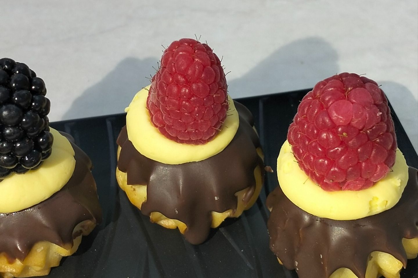 Blueberry Eclairs - 12 Pcs