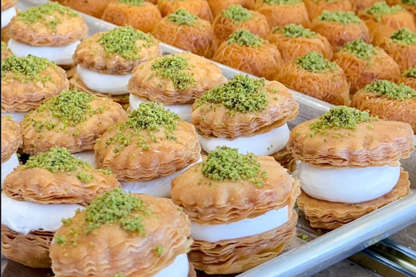 ورد الشام بالقشطة - كيلو