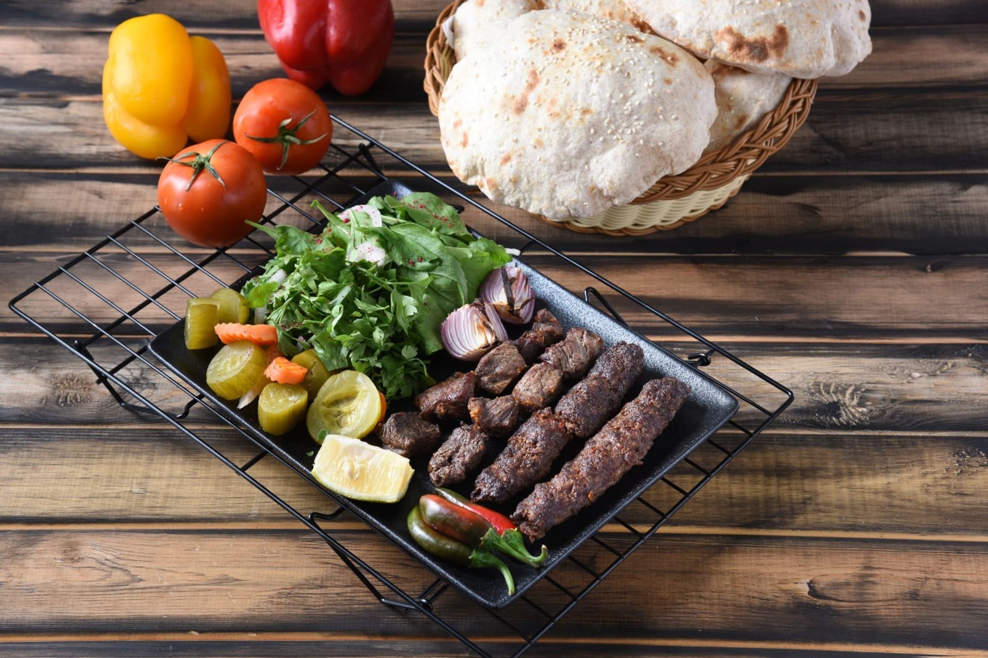 مشكل لحم - صغير-4 اسياخ
