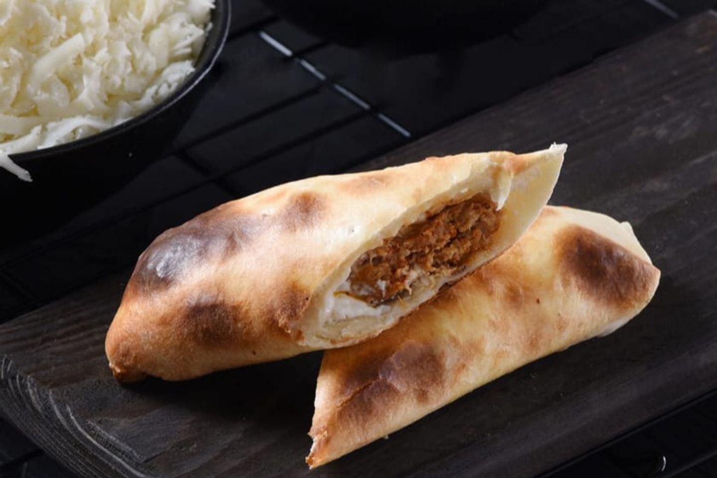 فطيرة كباب دجاج بالجبنة - صغير